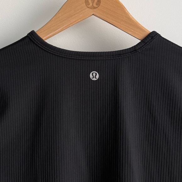 lululemon all it takes back-twist short sleeve - Picture 9 of 14